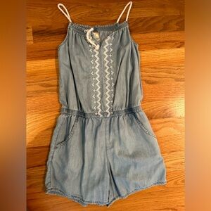 Oshkosh blue jean romper. Size 7. Excellent condition